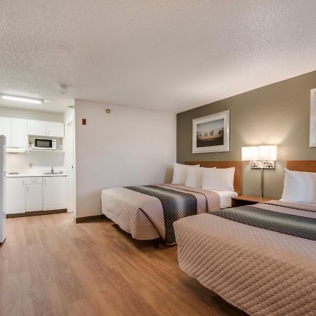 Birch Hill Suites Kansas City - Independence Eksteriør billede