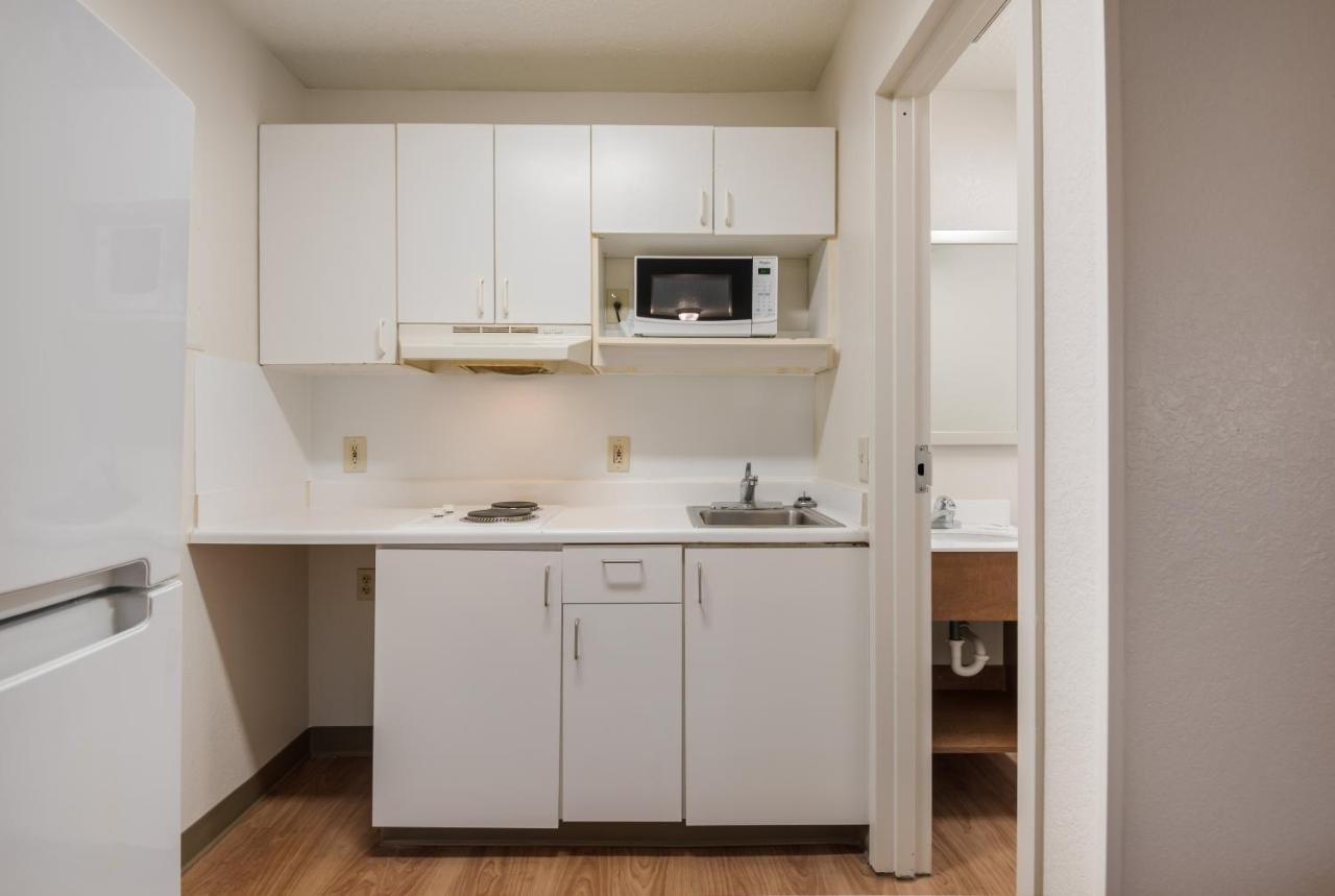 Birch Hill Suites Kansas City - Independence Eksteriør billede