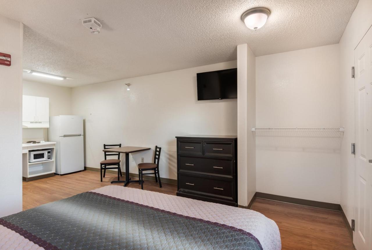 Birch Hill Suites Kansas City - Independence Eksteriør billede