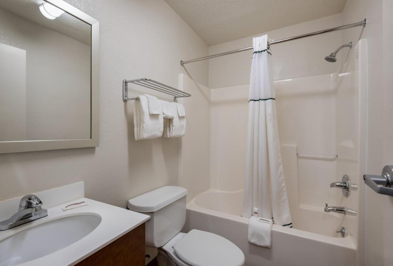 Birch Hill Suites Kansas City - Independence Eksteriør billede
