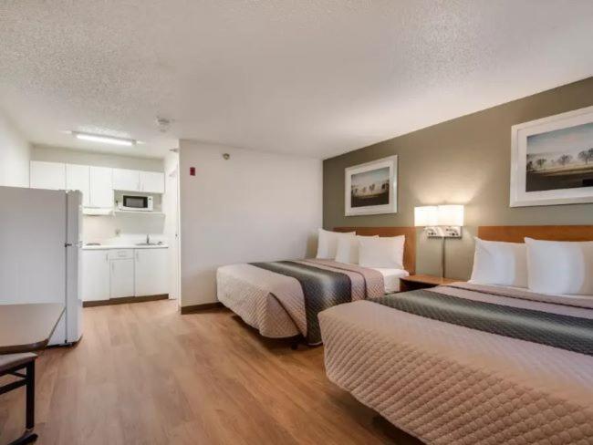Birch Hill Suites Kansas City - Independence Eksteriør billede